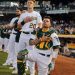 bruce-maxwell-mlb-takeaknee-photocredit-yardbarker-com