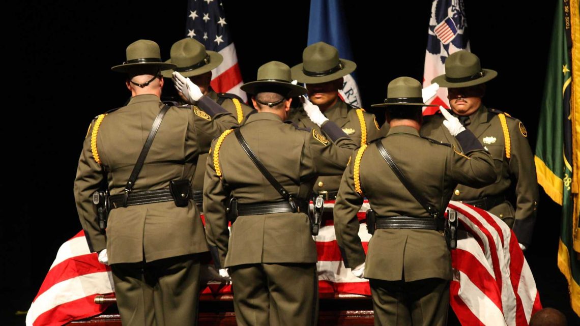 border-patrol-agent-buried-photocredit-dailywire-com