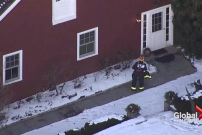 clinton-fire-photocredit-10thousandcouples-com