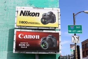 canon-nikon-billboard