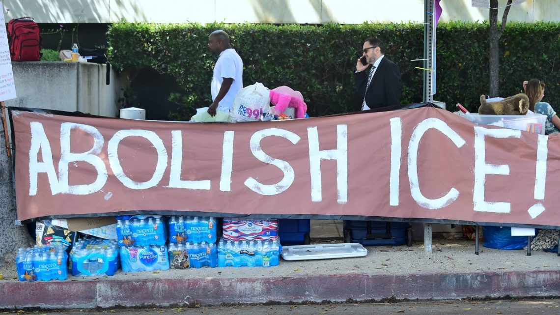 abolish-ice-portland-photocredit-frederic-j-brown-afp-getty-images-theblaze-com