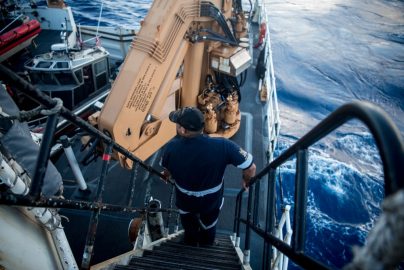 fiji-coast-guard-2-Photo-by-Petty-Officer-2nd-Class-Jasmine-Mieszala