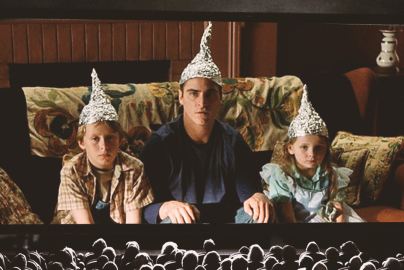 tinfoil-hats-government-reading-your-thoughts-medium-com