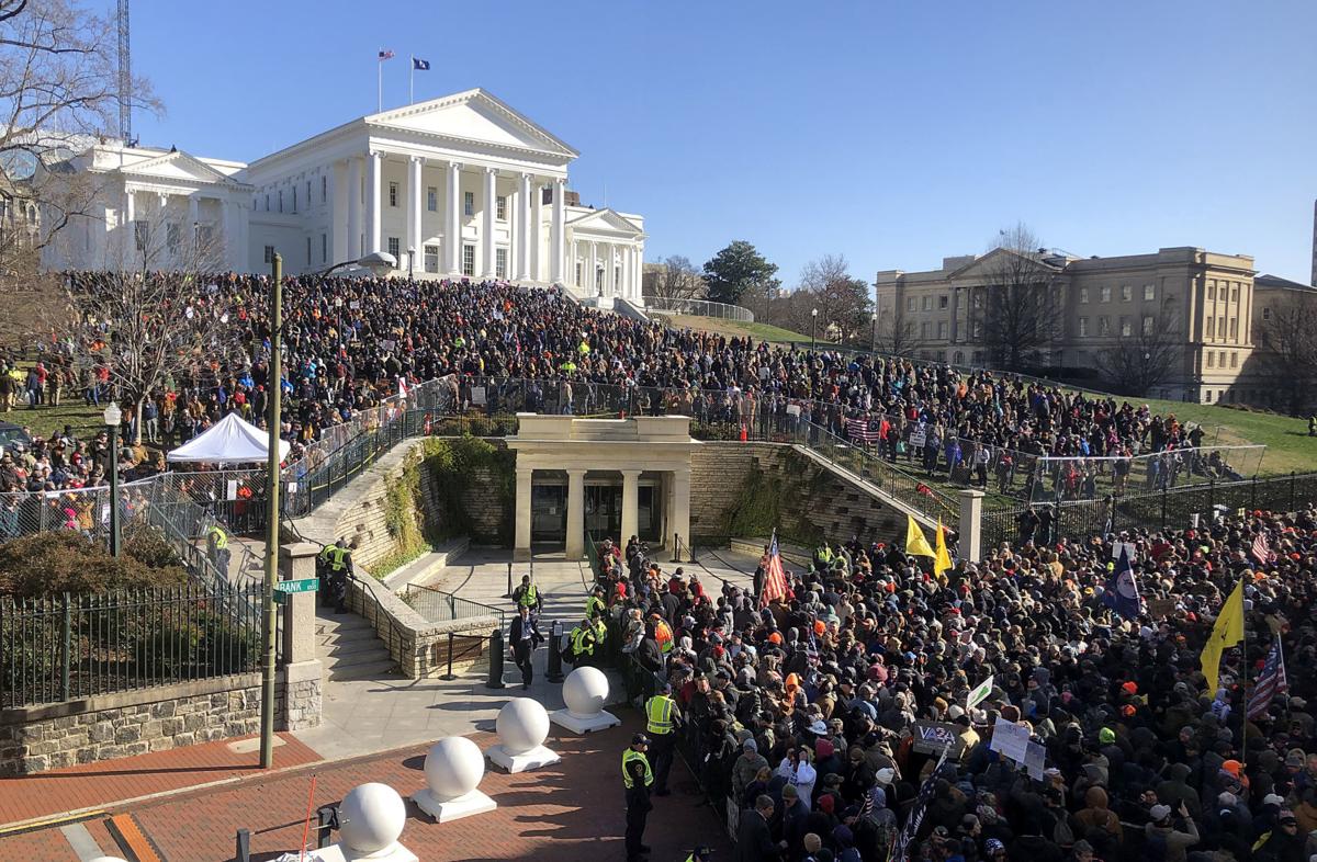 va-gun-rally-crowd-richmond-com-2020-truth