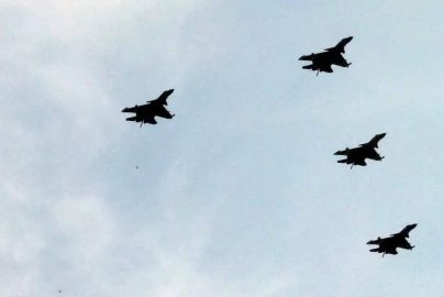 chinese-warplanes-taiwan-defense-zone-businessinsider-in-2021-truth