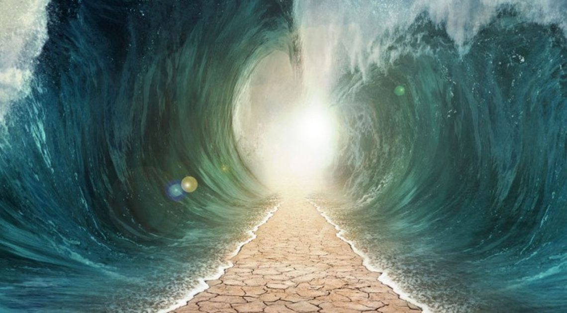 red-sea-parting-ilovebeingchristian-com-2021-truth