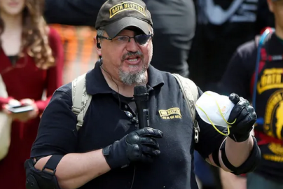 Screenshot - 1_14_2022 , 10_17_16 AM oathkeepers founder arrested - charged with conspiracy - truth