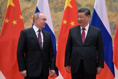 Screenshot-2_4_2022-2_16_45-PM-ALEXEI-DRUZHININ-Sputnik-AFP-via-Getty-Images-newsmax-truth