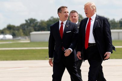 eric-greitens-missouri-with-trump-discoverthemetaverse-com-2022-truth