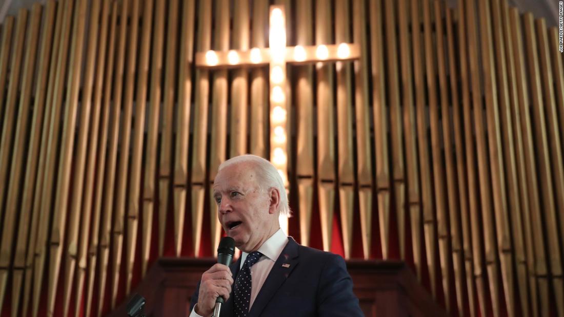 joe-biden-cross-in-church-cnn-com-2022-truth