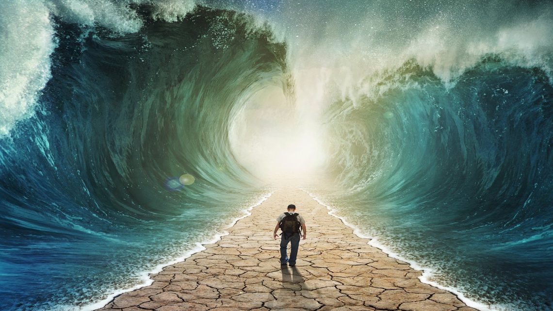 sea-parted-walking-on-dry-ground-2022-prophetic-word-truth