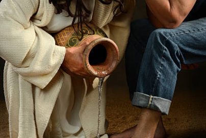 Jesus foot washing - The Bible - New Testament footwashing