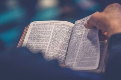 reading-the-bible-christianity-com-2023-truth